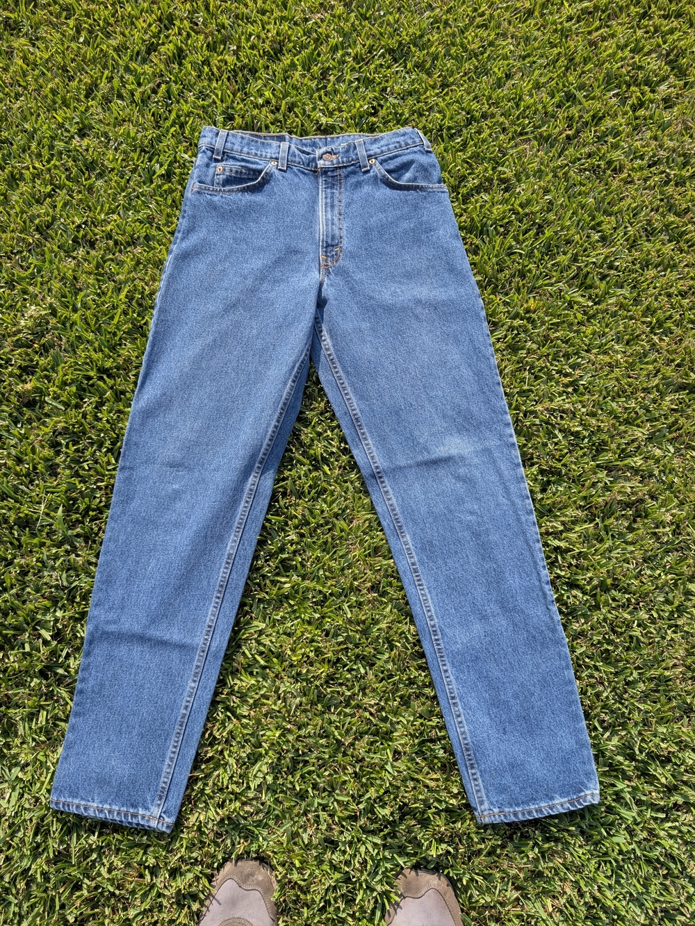 Vintage Levi's 550 Relaxed Fit Tapered Leg Jeans W33 L34 Medium Wash USA Made